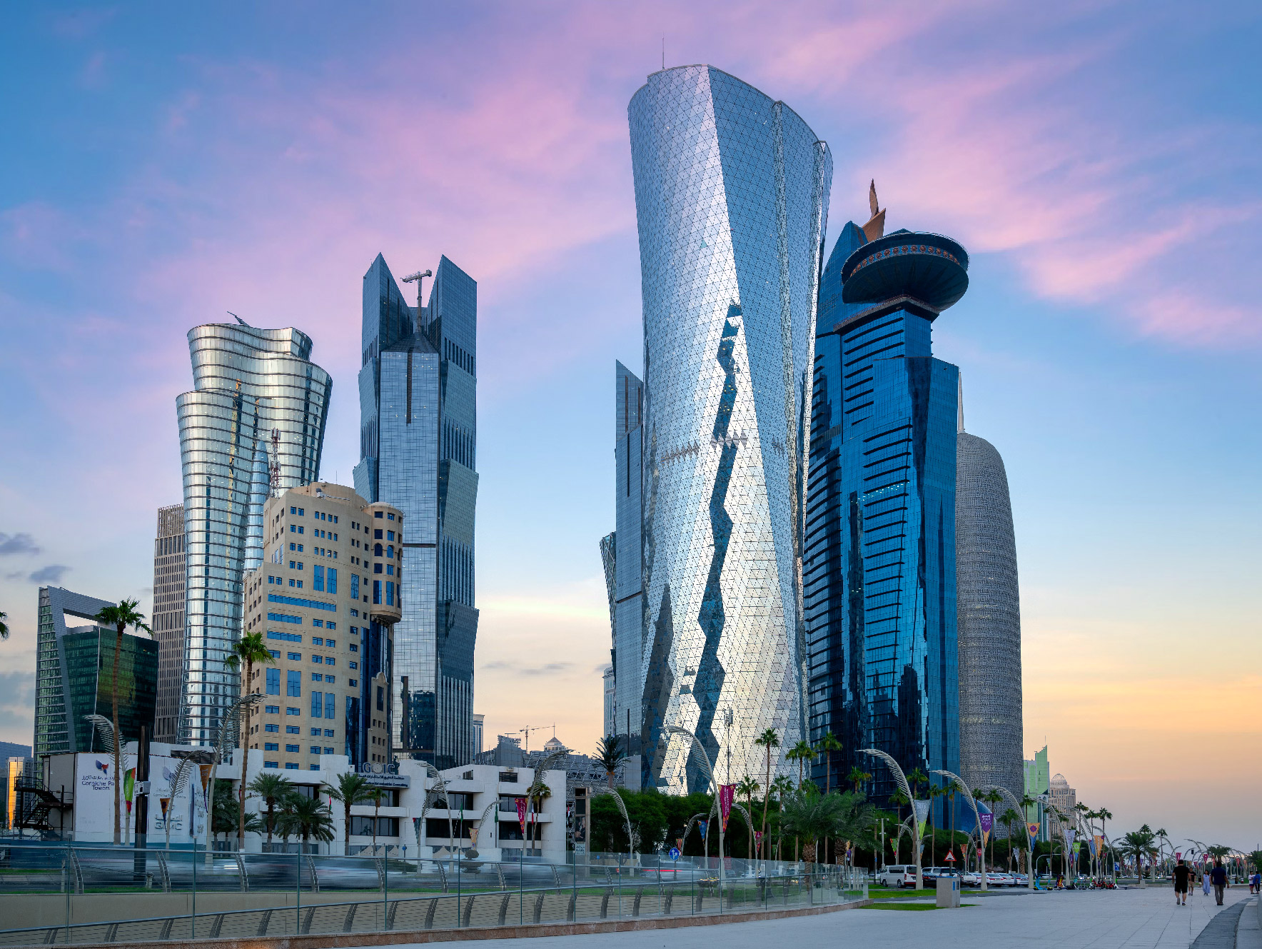 Al-Bidda Tower featuring twisted glass curtain wall façade and innovative aluminum curtain wall systems.
